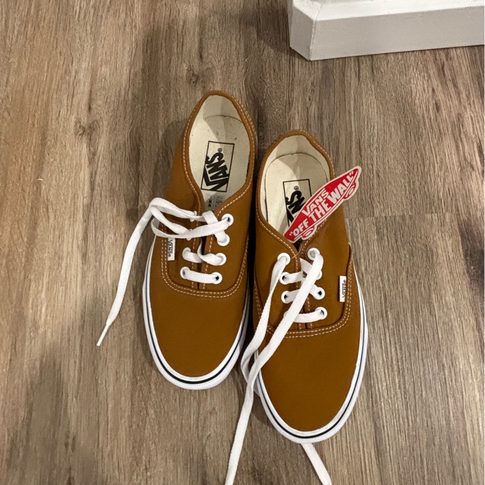 Vans NWT